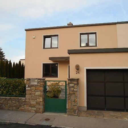 Perchtoldsdorf Schnell-Bahn / Bahnhof Liesing Apartment Екстериор снимка