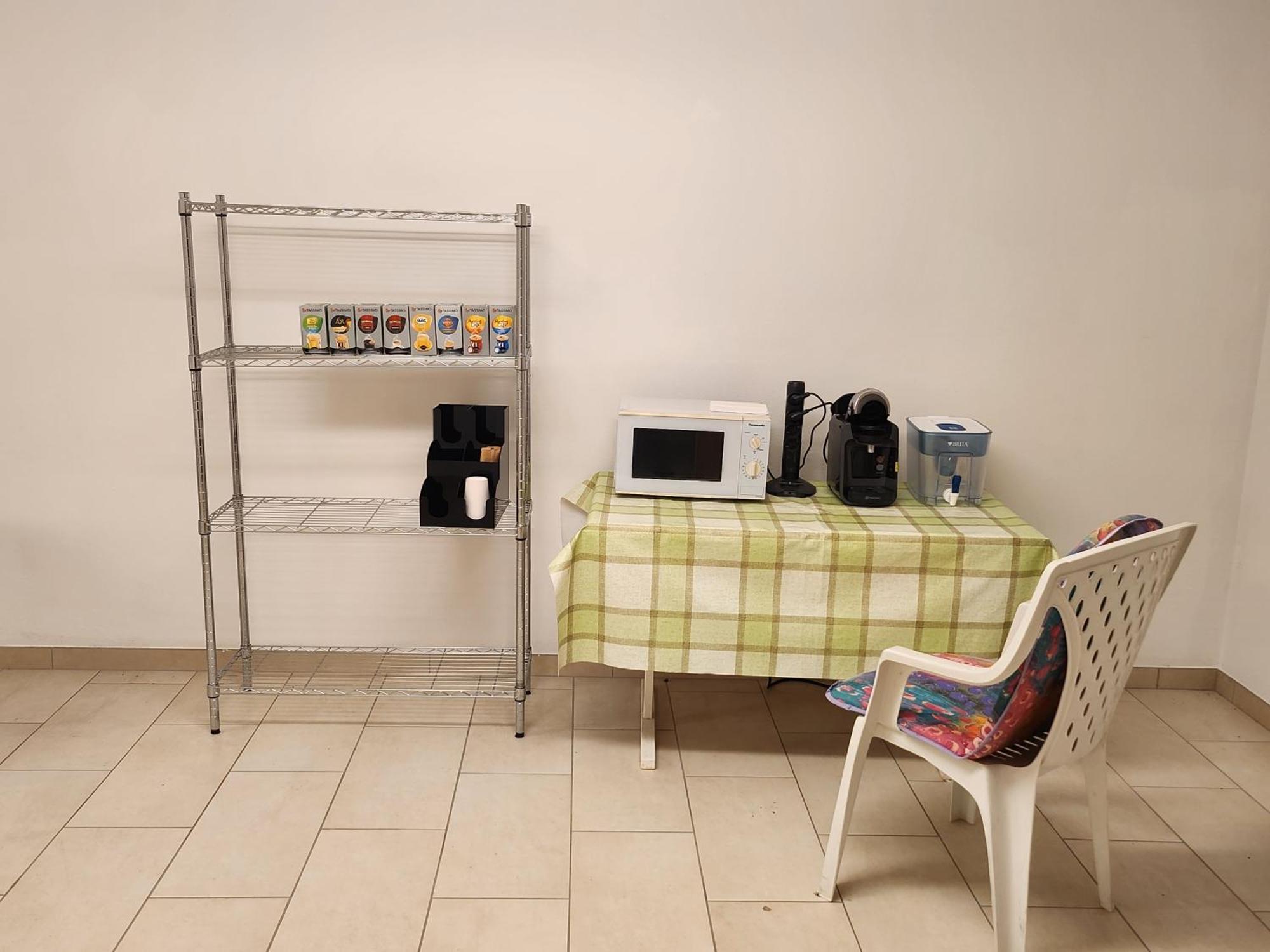 Perchtoldsdorf Schnell-Bahn / Bahnhof Liesing Apartment Екстериор снимка
